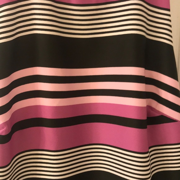 banana republic polyester striped top,  XS - Picture 3 of 6